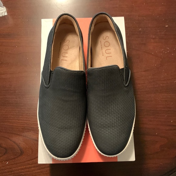 Naturalizer size 8 wide black. ms - Picture 1 of 4